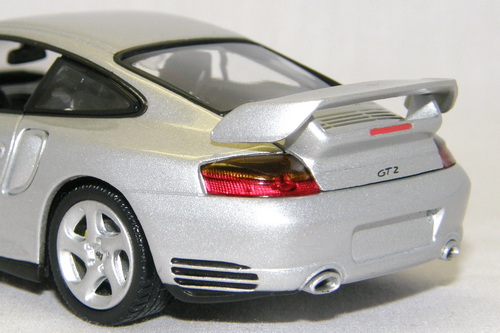 PORSCHE 911 (996) GT2 4