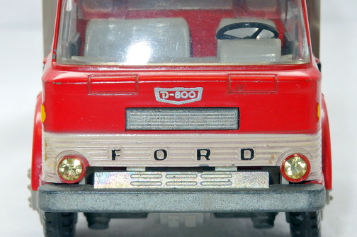 FORD D800 TRUCK 1