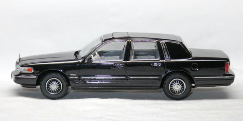 FORD LINCOLN TOWNCAR