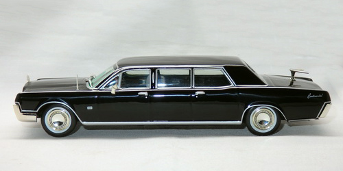 FORD LINCOLN CONTINENTAL LIMOUSINE 6