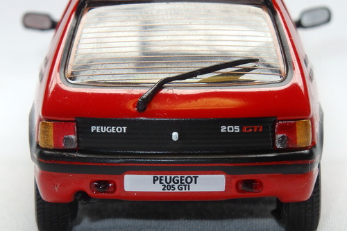 PEUGEOT 205 GTI 6