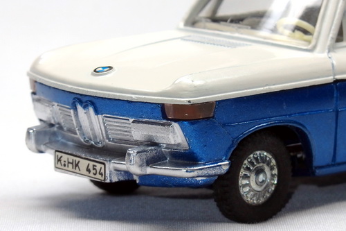 BMW 2000 TILUX 2
