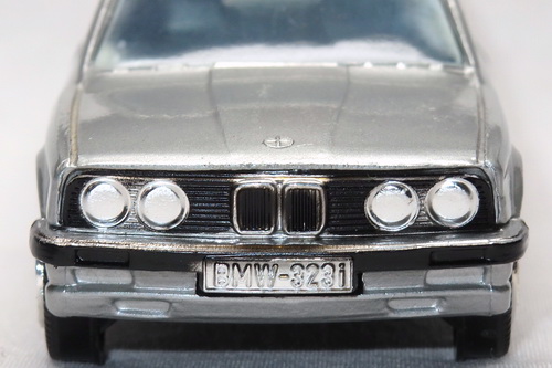 BMW 323i (E30) 1
