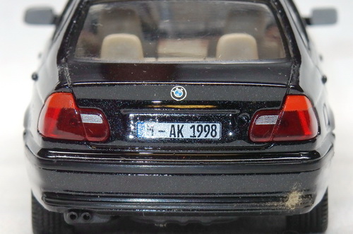 BMW 325i (E46) 2