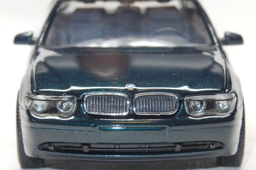 BMW 745Li (E66) 1