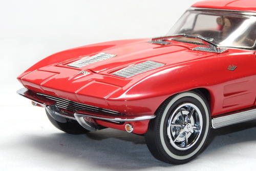 GM CHEVROLET CORVETTE STINGRAY C2 4