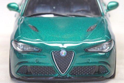 ALFA ROMEO GIULIA QUADRIFOGLIO 1