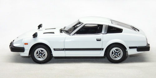 日本製 ミニカー SAKURA 当時物 デッドストック　FAIRLADY Z 日本製 ミニカー SAKURA 当時物 デッドストック FAIRLADY Z