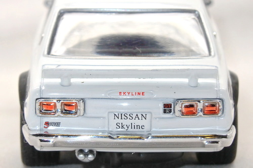 NISSAN SKYLINE 2000GT-R (PGC10) 8