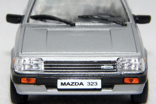 MAZDA FAMILIA FF (323) 1