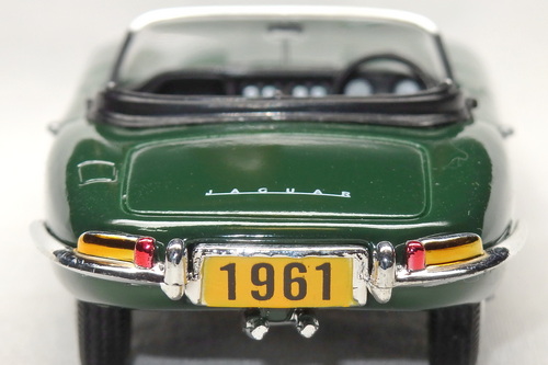 JAGUAR E TYPE 16