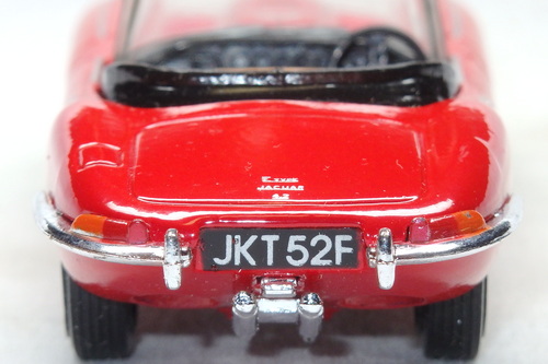 JAGUAR E TYPE 24