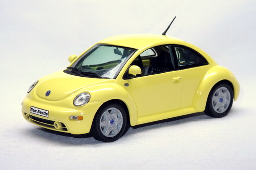 VOLKSWAGEN NEW BEETLE 9