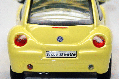 VOLKSWAGEN NEW BEETLE 12